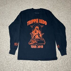 Trippin red graphic tee